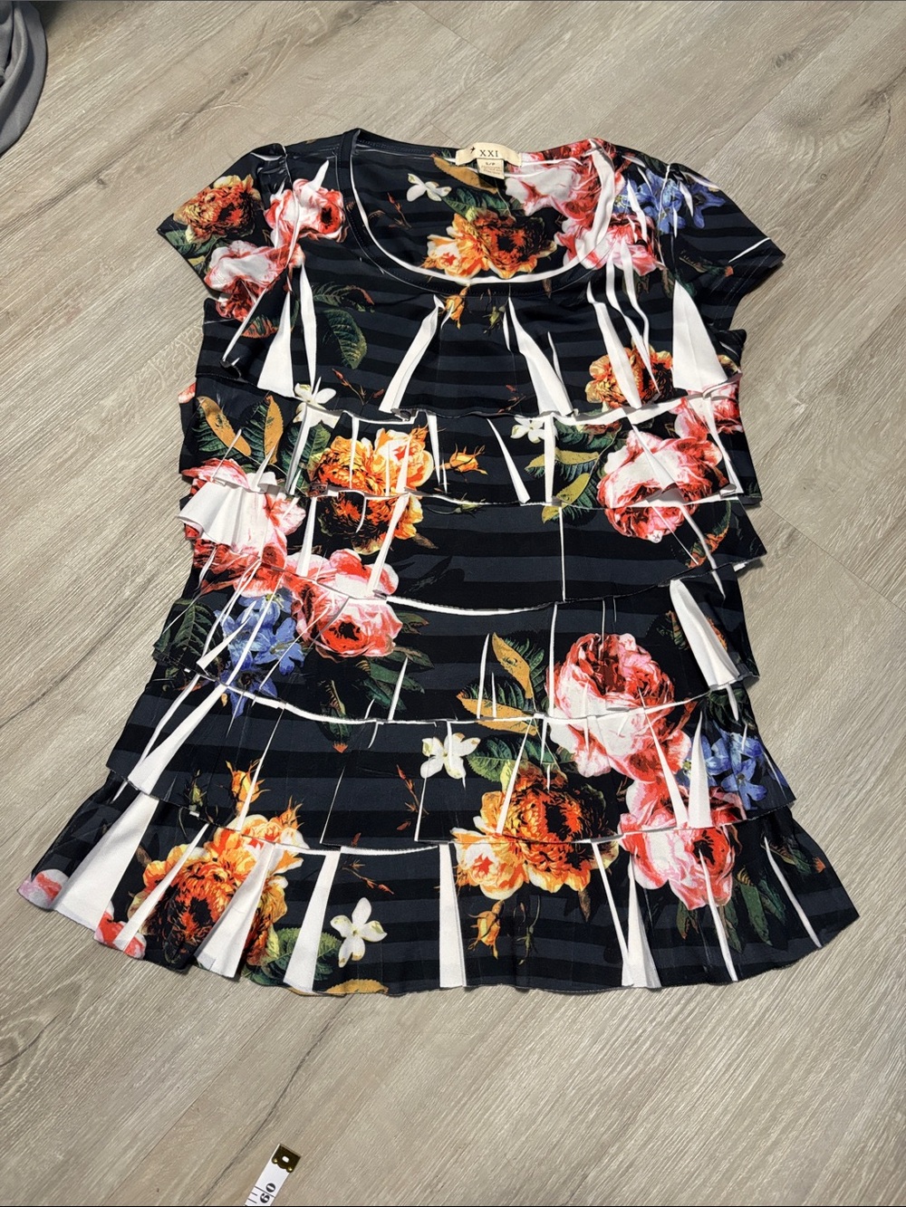 Forever 21 Black Floral Ruffled Short Sleeve Tee